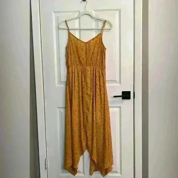 row A yellow floral asymmetrical summer dress - Picture 5 of 11